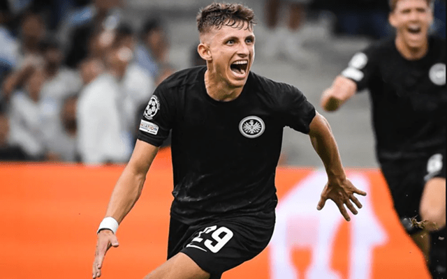 kaiyun-关键时刻法兰克福调整名单以备欧冠，主帅复盘环节打磨，目标明确，训练强度明显提升的简单介绍-kaiyun